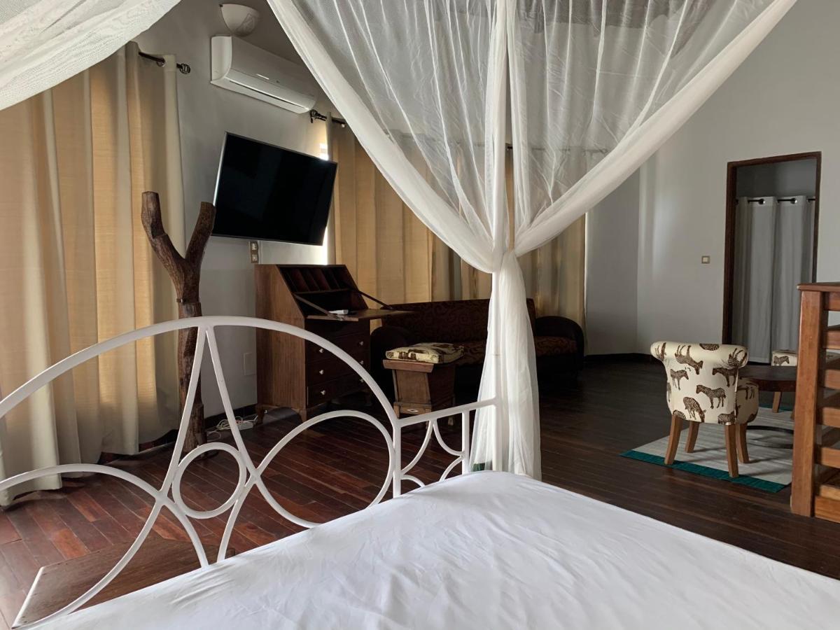 Marcelo Beach Club Λομέ Εξωτερικό φωτογραφία